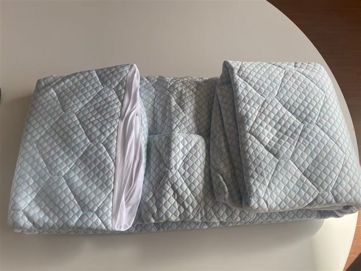 Waterproof Quilted Mattress Cover high quality